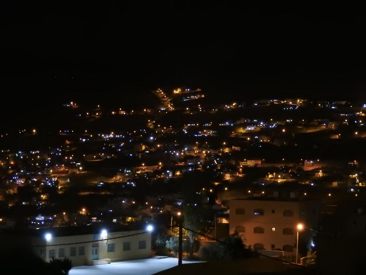 Amro Petra Apartment Wadi Musa Eksteriør bilde