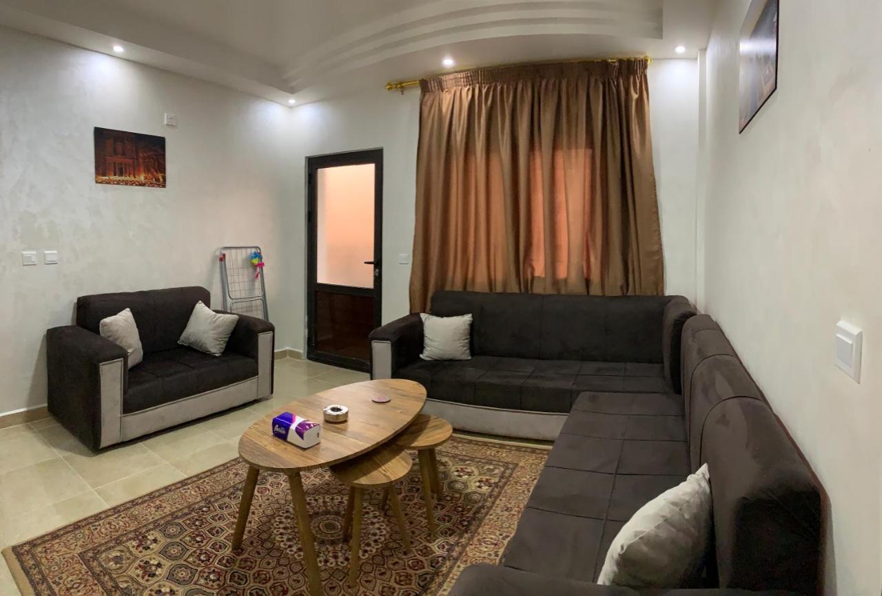 Amro Petra Apartment Wadi Musa Eksteriør bilde