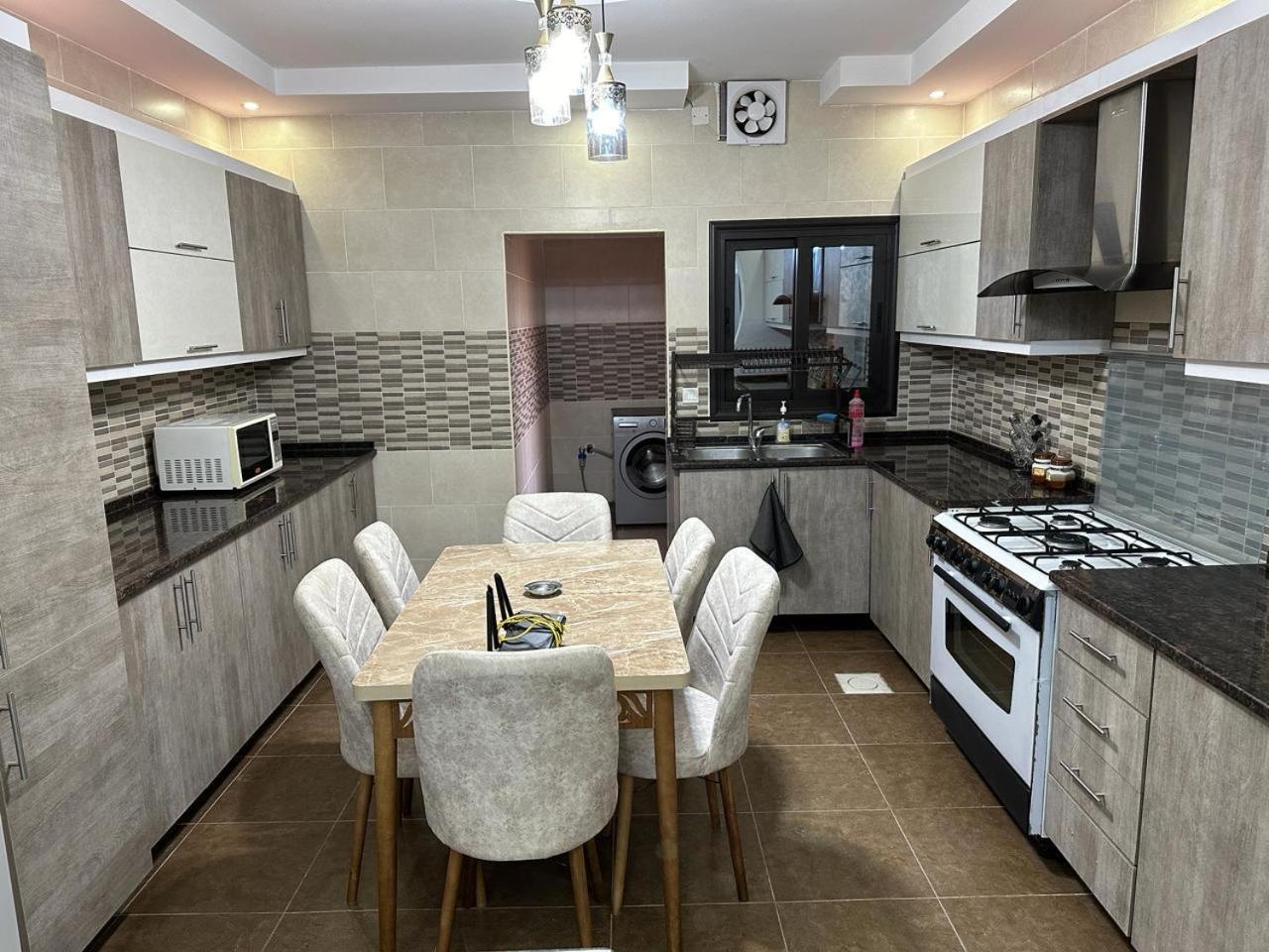 Amro Petra Apartment Wadi Musa Eksteriør bilde