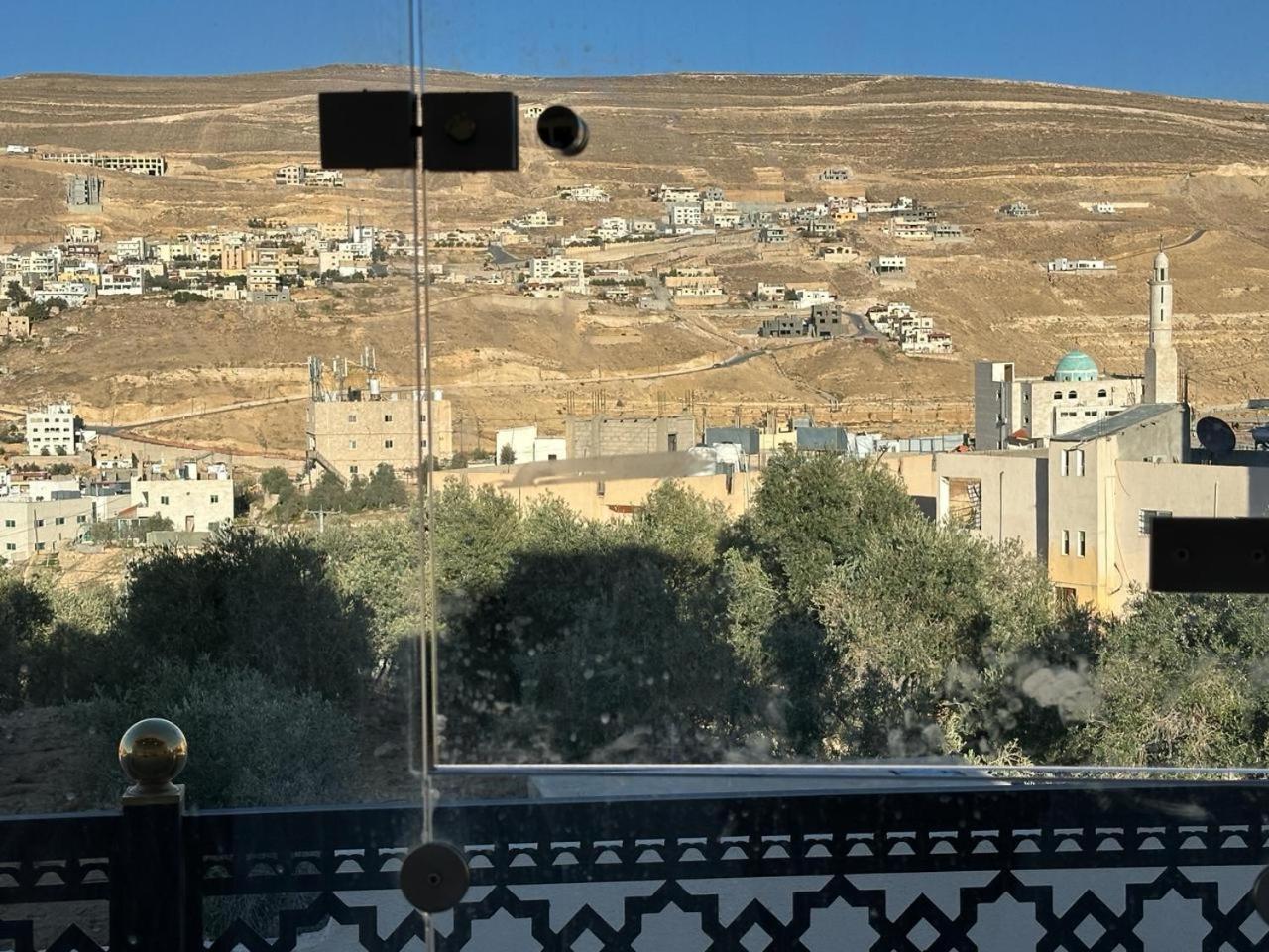 Amro Petra Apartment Wadi Musa Eksteriør bilde
